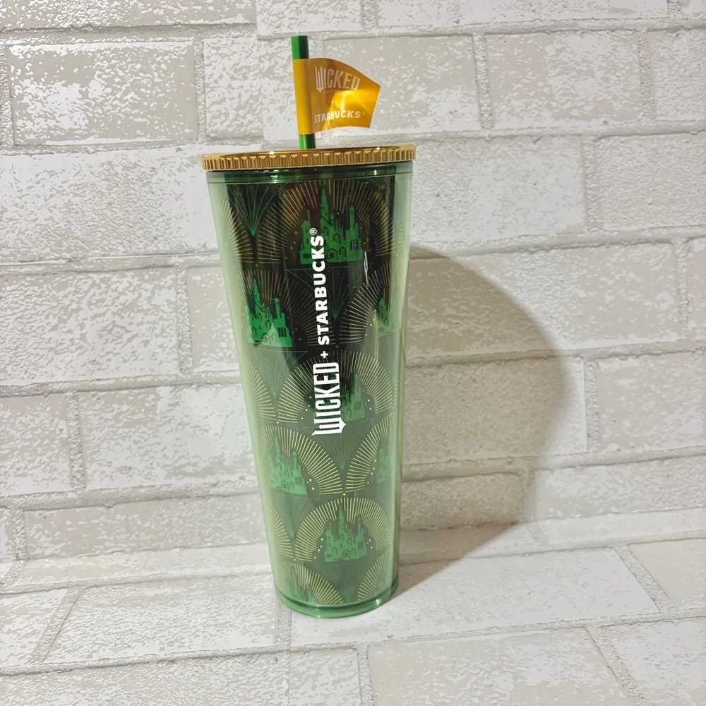 Starbucks Wicked Emerald City Gold and Green Cold Tumbler 24 Ounce NEW